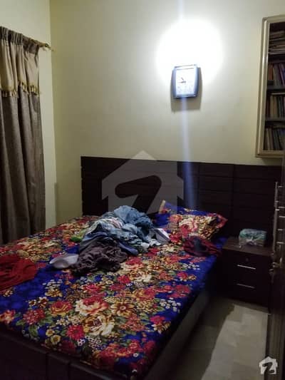 کشمیر کالونی کراچی میں 11 کمروں کا 3 مرلہ عمارت 2.4 کروڑ میں برائے فروخت۔