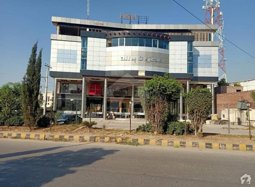 In GT Road 71 Marla Building For Sale