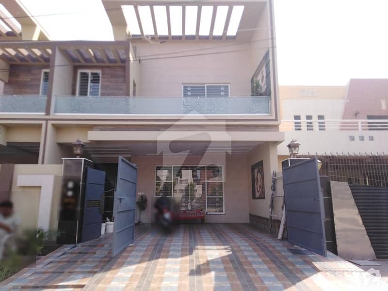 House For Sale In Beautiful Johar Town