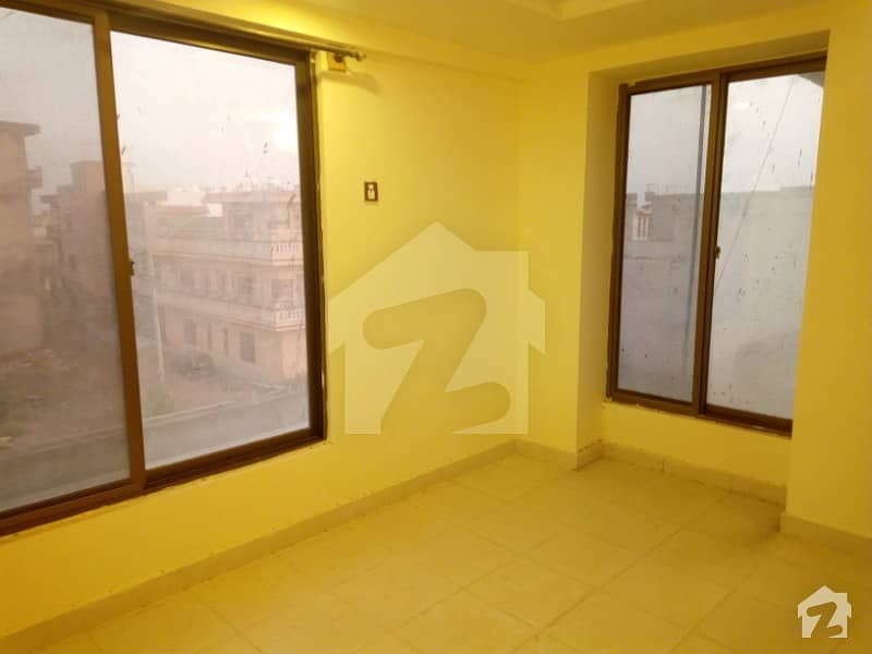 Green ave double story 4 bed 5M rent50000