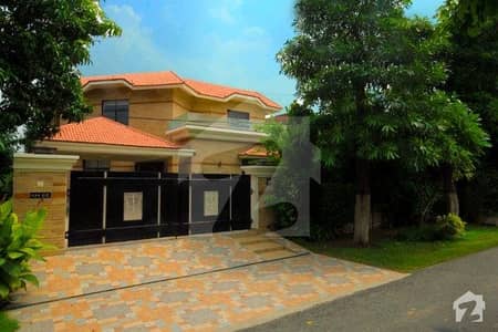 1 Kanal Full House With AC Cutrains For Rent In DHA 1 Kanal Full House With AC Cutrains For Rent In DHA