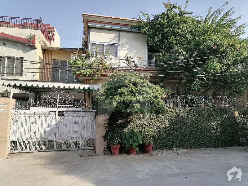 2250  Square Feet House For Sale In Beautiful Sabzazar