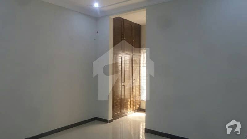 Upper Portion In D-12 For Rent