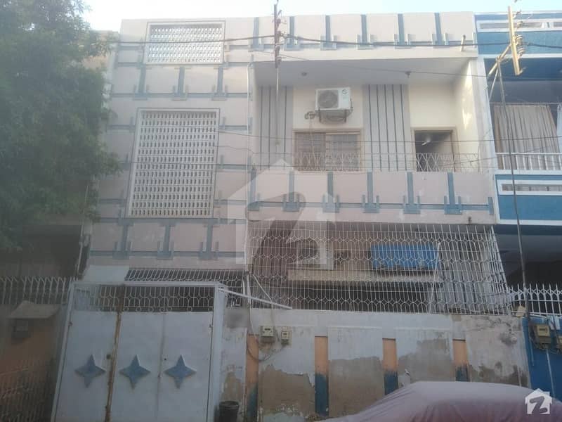نارتھ کراچی ۔ سیکٹر 10 نارتھ کراچی کراچی میں 4 کمروں کا 5 مرلہ مکان 1.6 کروڑ میں برائے فروخت۔
