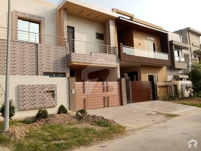 Satiana Road House Sized 5 Marla For Sale