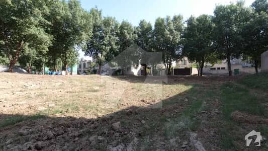 2 Marla 17 Sq Feet Commercial Plot For Sale In AA Block Of Bahria Town Lahore 2 Marla 17 Sq Feet Commercial Plot For Sale In AA Block Of Bahria Town Lahore