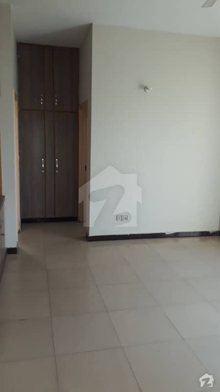 5 Marla Beautiful House For Rent In Izmir Town