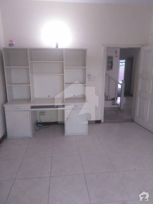 10 Marla House For Rent In Z Block Phase 3 Dha Lahore