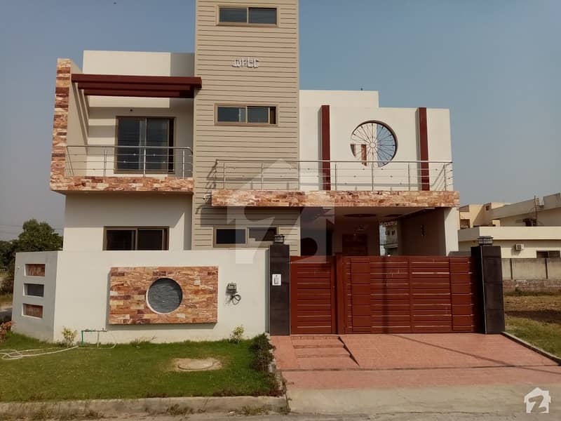 10 Marla House For Sale In DC Colony