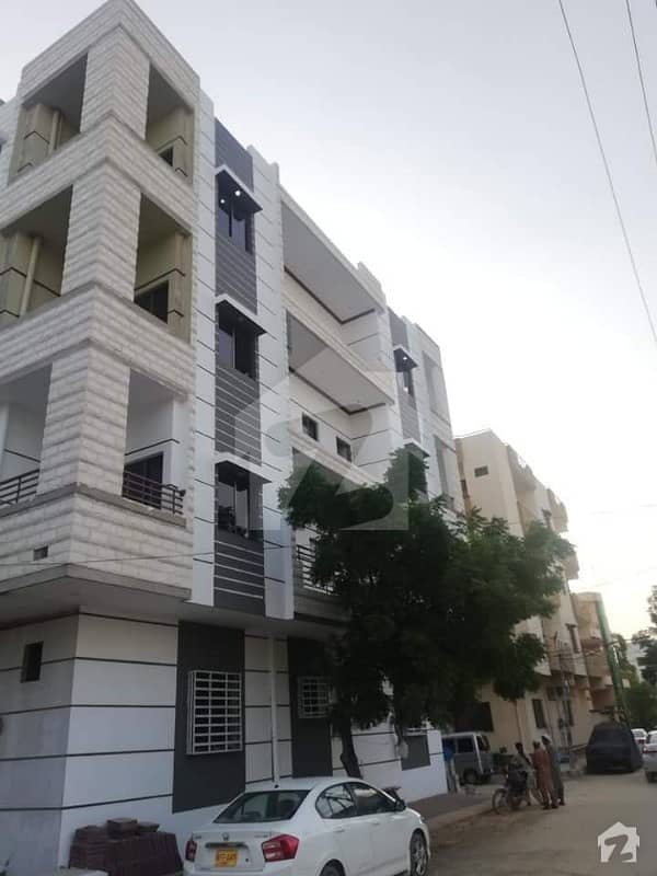 3 Bed D/D  (3 Side Corner) Luxury Flat For Sale In Pcsir