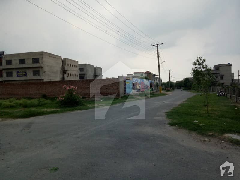 11 Marla Corner Plot Full Paid For Built Home Near Park Mosque Market And Main 150 Feet Road Plot For Sale