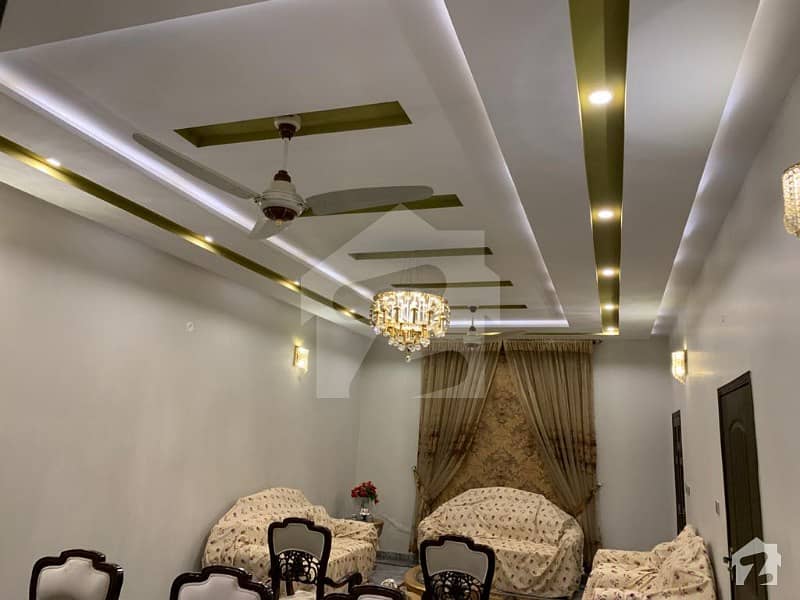 جوہر ٹاؤن فیز 1 جوہر ٹاؤن لاہور میں 4 کمروں کا 12 مرلہ مکان 2.55 کروڑ میں برائے فروخت۔