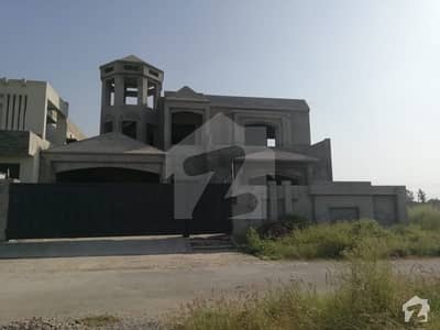 1 Kanal Grey Structure House With Large Basement For Sale 1 Kanal Grey Structure House With Large Basement For Sale