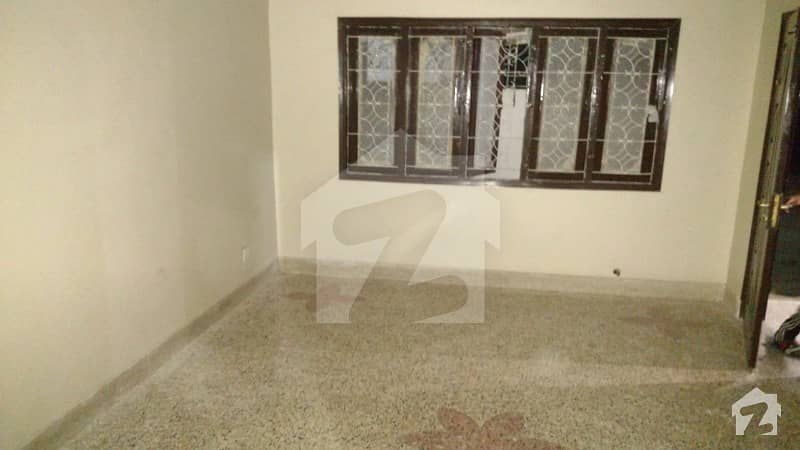 1080  Square Feet Lower Portion In North Karachi For Rent