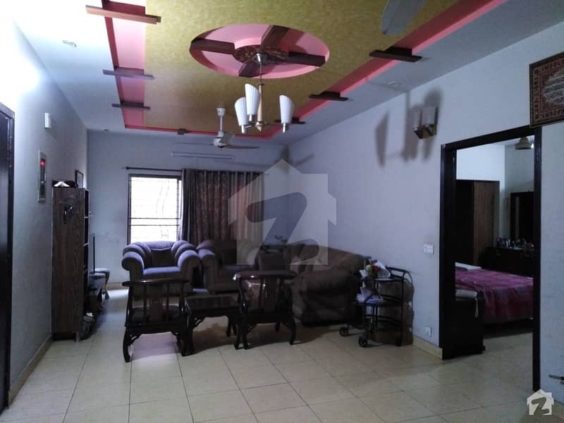 Perfect 1175 Square Feet Flat In Ichhra For Sale