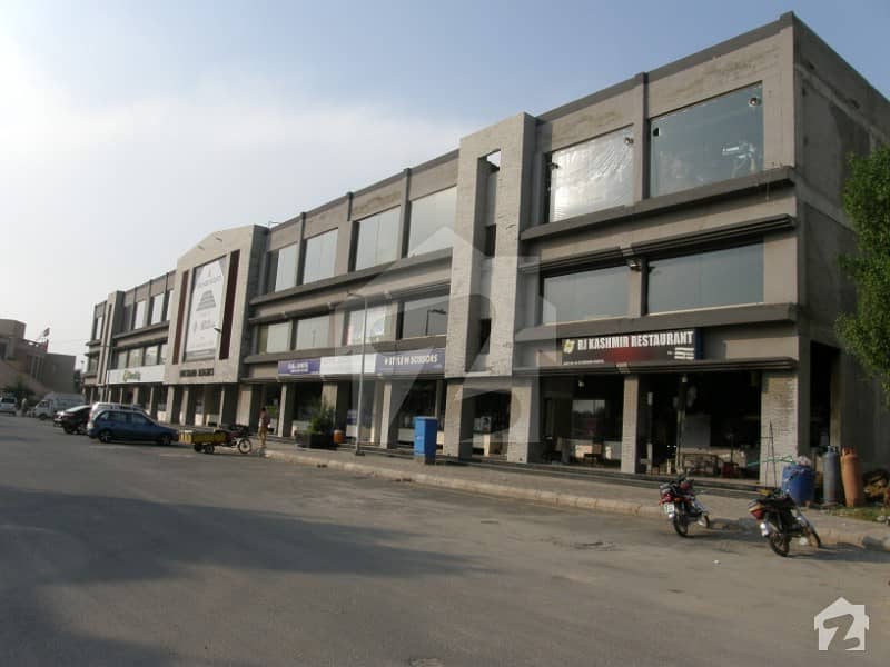 Golden Chance Ground Floor Corner Shop 239 Square Feet On 240 Feet Main Boulevard Commercial For Rent In Central District Bahria Orchard Lahore