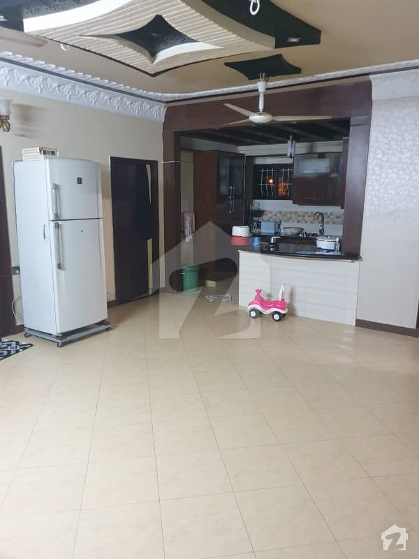 Large Size 3 Bedroom 3 side Open Apartment In Jamshed Road Muslimabad