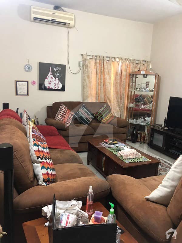 گارڈن ٹاؤن - ابو بھکر بلاک گارڈن ٹاؤن لاہور میں 5 کمروں کا 1 کنال مکان 5.1 کروڑ میں برائے فروخت۔