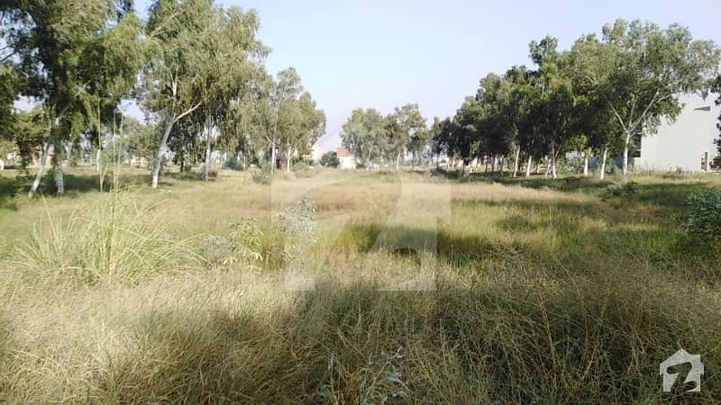 6 Marla Commercial Plot For Sale In Chinar Bagh Lahore