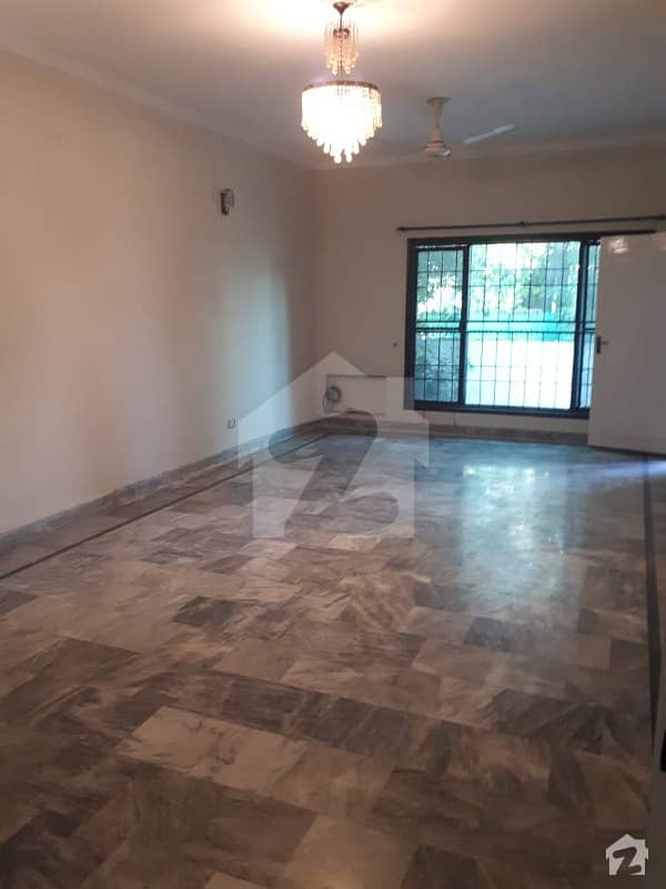 10 Marla For Rent In Dha Phase 4
