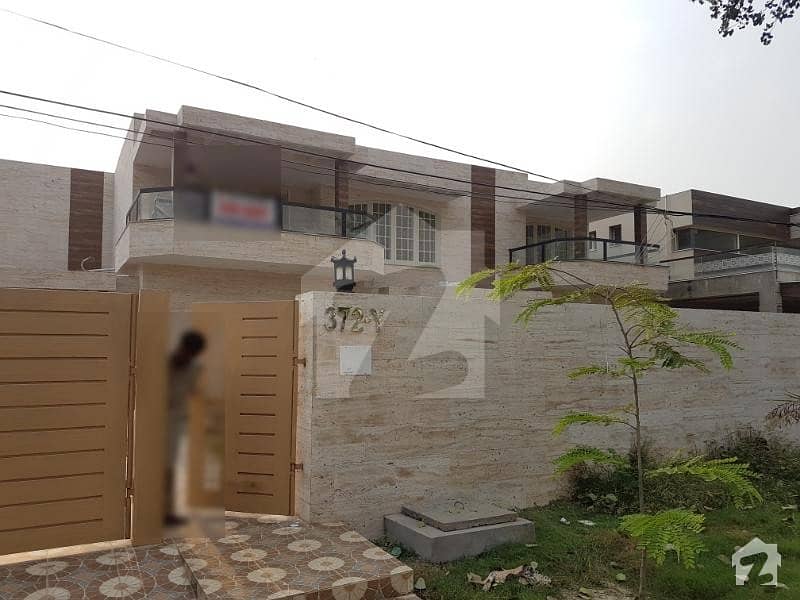 Sial Estate Offers 1 Kanal Upper Portion Dha Phase4 Lahore