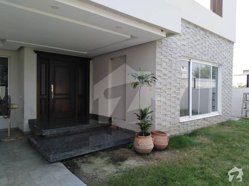 1 Kanal Proper Double Unit Phase 7 Brand New House Back Of Main Road