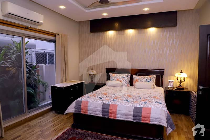 جوہر ٹاؤن فیز 1 جوہر ٹاؤن لاہور میں 11 کمروں کا 5 مرلہ عمارت 4.25 کروڑ میں برائے فروخت۔