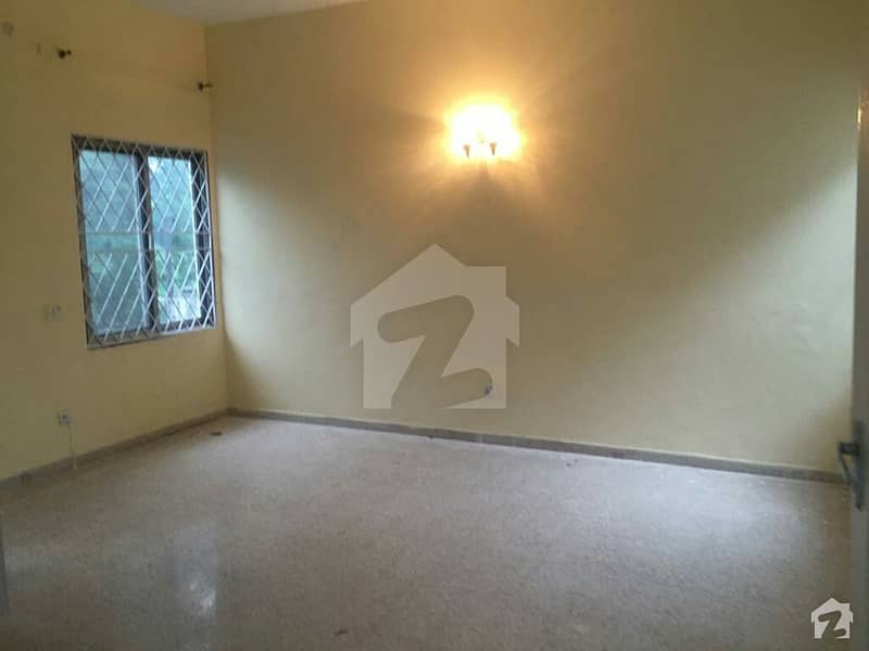 2450 Square Feet House Situated In G-8 For Rent