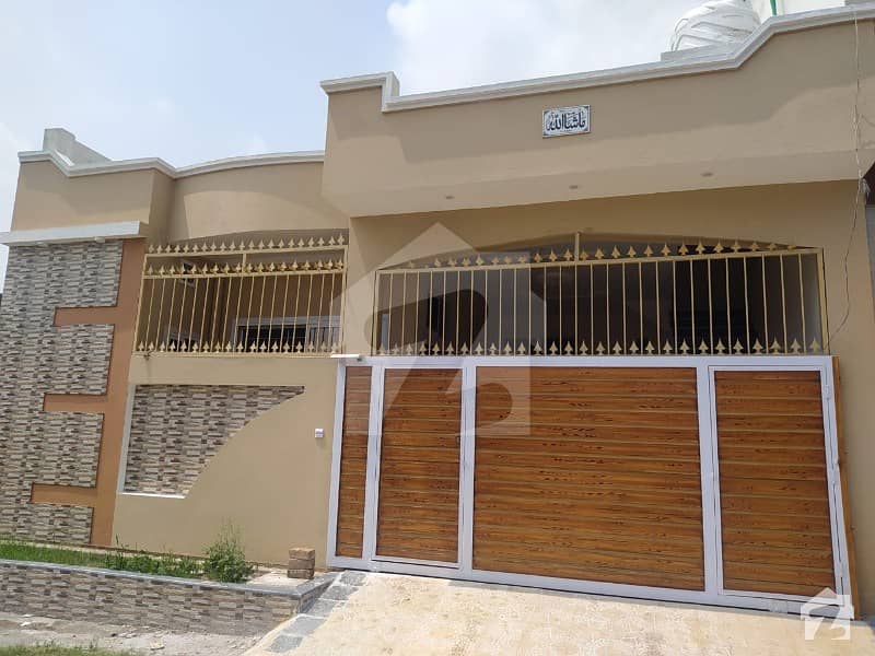 Selling 6 Marla Beautiful Brand New Single Storey House For Sale