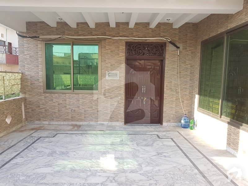 Good 1800  Square Feet Upper Portion For Rent In Bani Gala