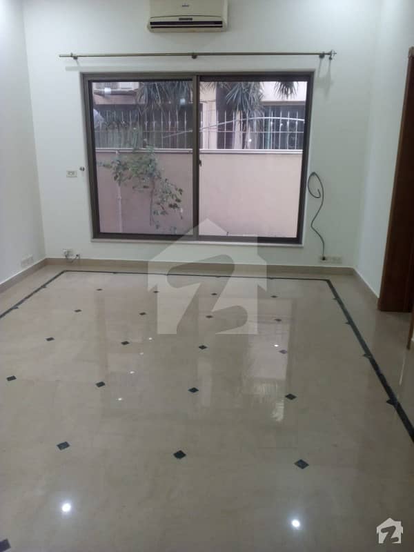 1 Kanal Separate Gate Lower Portion For Rent In Dha Phase 1