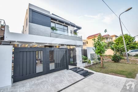 12 Marla Beautiful Superbly Designed Luxury Class Royal House For Sale In DHA 12 Marla Beautiful Superbly Designed Luxury Class Royal House For Sale In DHA