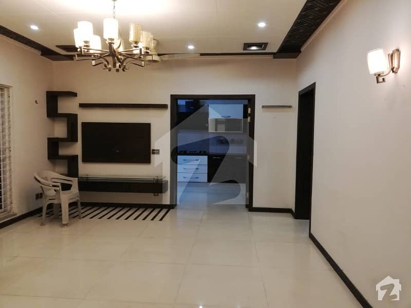 10 Marla 4 Bed Luxury House Is Available For Rent At Prime Location