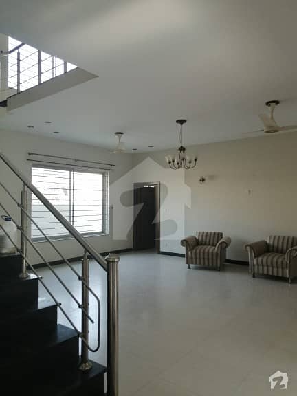 60x100 Basement For Rent In G14 24Marla