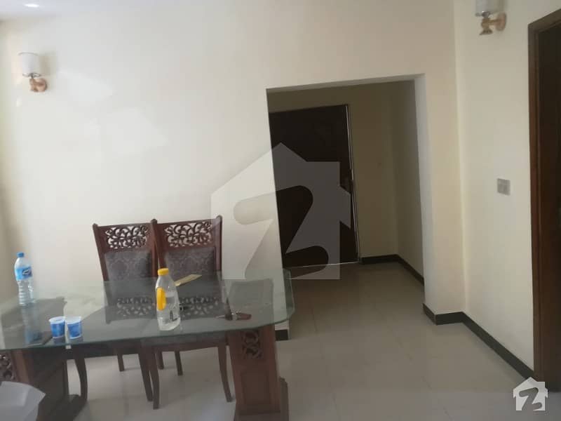 900  Square Feet Flat In G-11 For Sale At Good Location