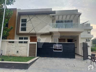 Luxury Design House Available For Sale On Prime Location Luxury Design House Available For Sale On Prime Location