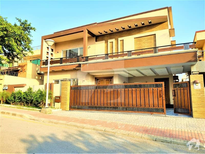 One Kanal Brand New House Available For Sale In Bahria Town