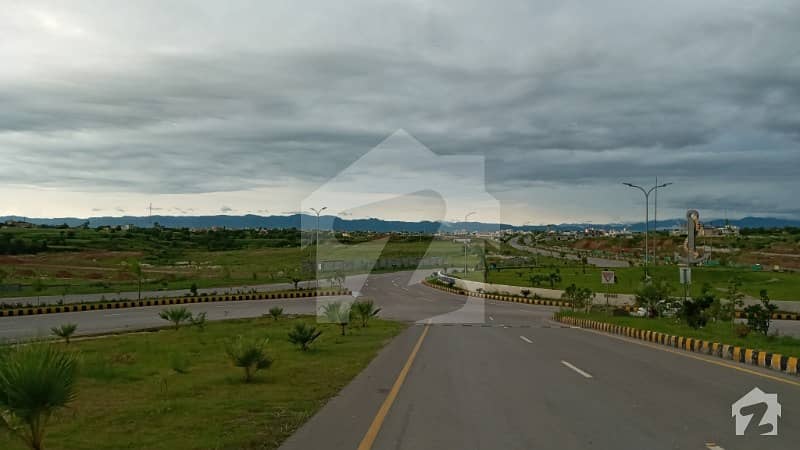 Main Road 1 Kanal Plot Possession And Developed