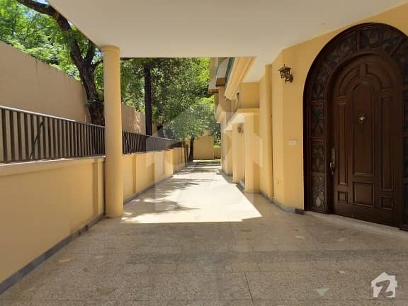 G-6/4 Main Embaccy Road Luxury House For Rent On Prime Location G-6/4 Main Embaccy Road Luxury House For Rent On Prime Location