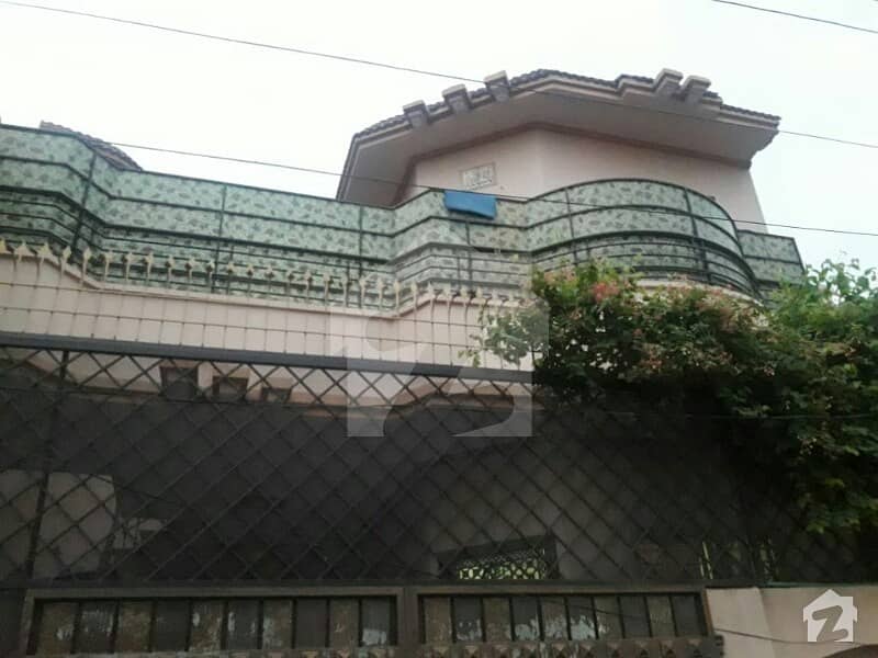 ایم ڈی اے چوک ملتان میں 4 کمروں کا 6 مرلہ مکان 85 لاکھ میں برائے فروخت۔