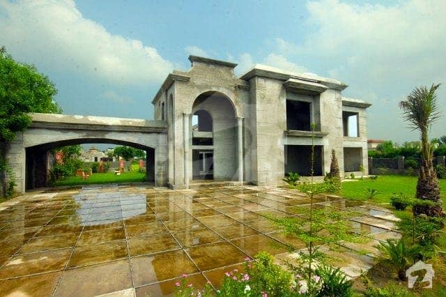 4 Kanal Farm House For Sale 4 Kanal Farm House For Sale