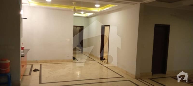 1 Kanal Upper  Portion For Rent G-13