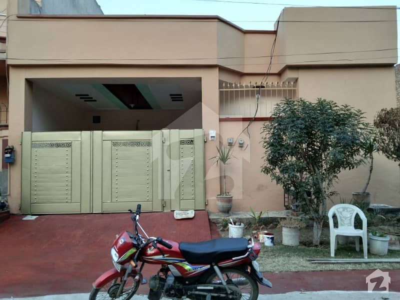 حسن ولاز فیصل آباد میں 3 کمروں کا 6 مرلہ مکان 85 لاکھ میں برائے فروخت۔