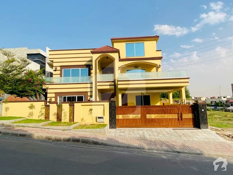 Modern House For Sale In Bahria Town Phase 3