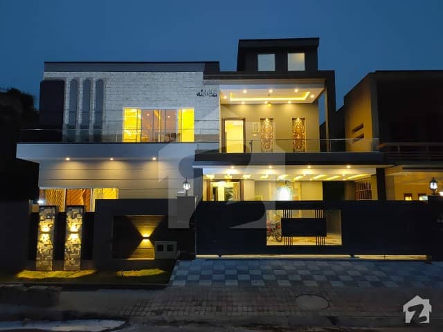 Model House For Sale In Bahria Town Phase 3