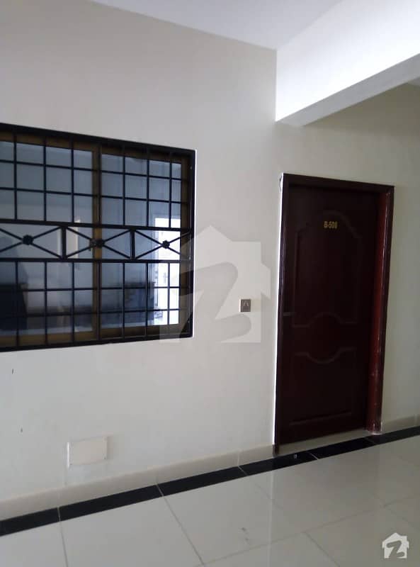 Gulberg Greens 2 Bed Apartment Available For Rent