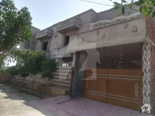 گلشنِ ناصر رحیم یار خان میں 10 کمروں کا 17 مرلہ مکان 1.4 کروڑ میں برائے فروخت۔