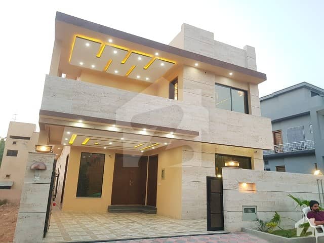 2500  Square Feet House In Bahria Town Rawalpindi For Sale