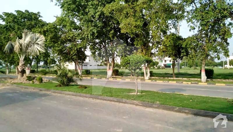 آئی ای پی انجنیئرز ٹاؤن ۔ بلاک بی 1 آئی ای پی انجنیئرز ٹاؤن ۔ سیکٹر اے آئی ای پی انجینئرز ٹاؤن لاہور میں 1 کنال رہائشی پلاٹ 2.8 کروڑ میں برائے فروخت۔