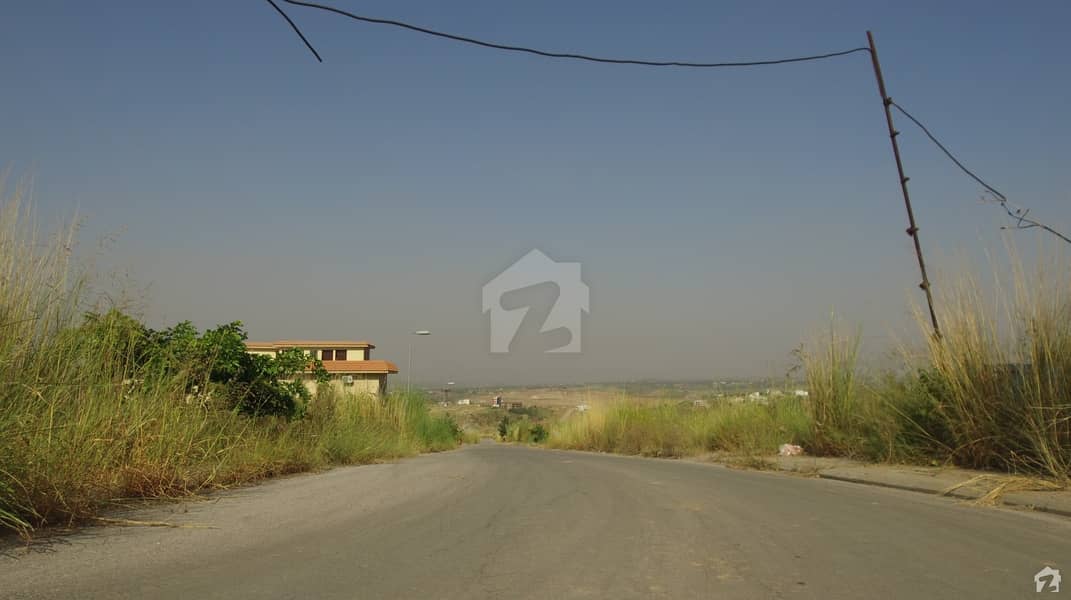 1 Kanal Plot In DHA Phase 5 Sector B St No 24 Height Location Solid Line A Beautiful Plot For Sale